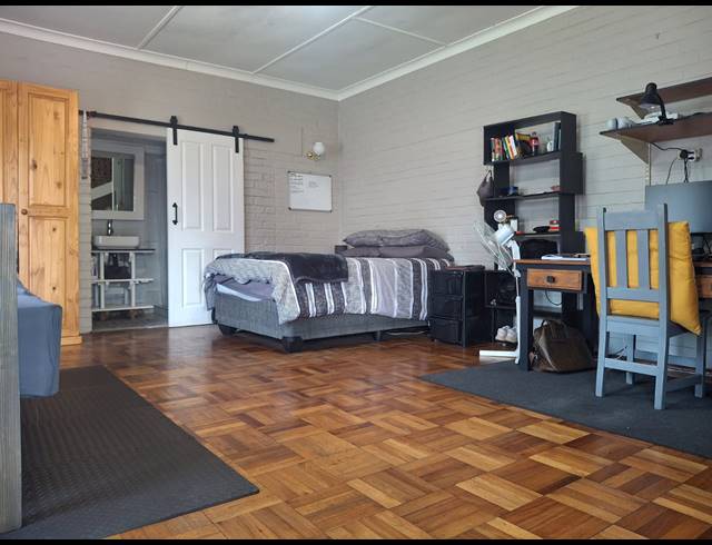 5 BEDROOM FREEHOLD FOR SALE IN CLARENDON